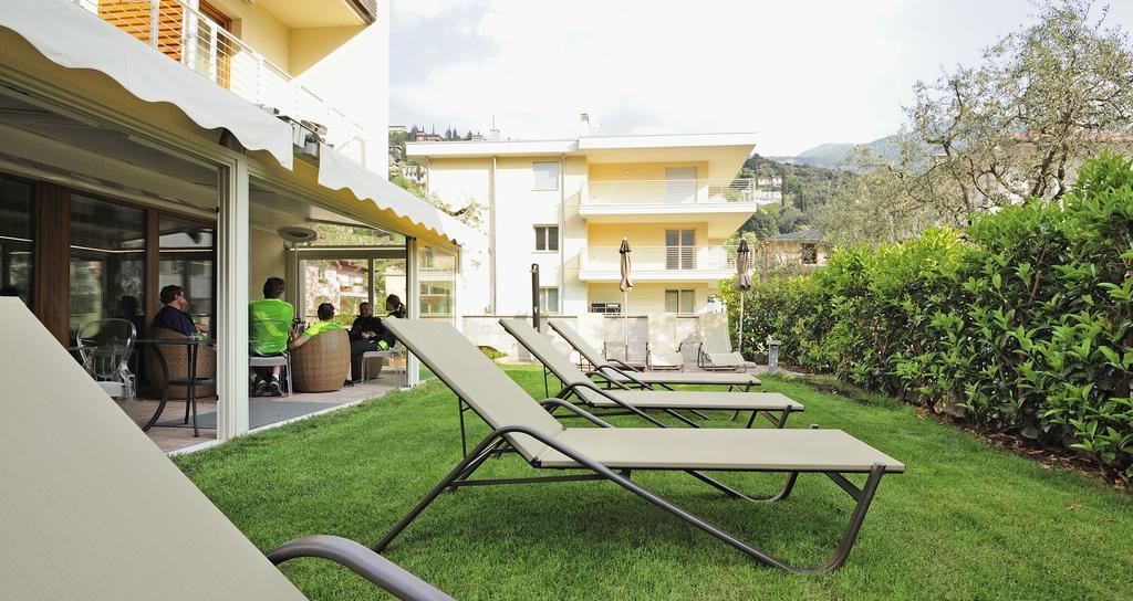 Eco Hotel Bonapace Torbole Sul Garda Luaran gambar