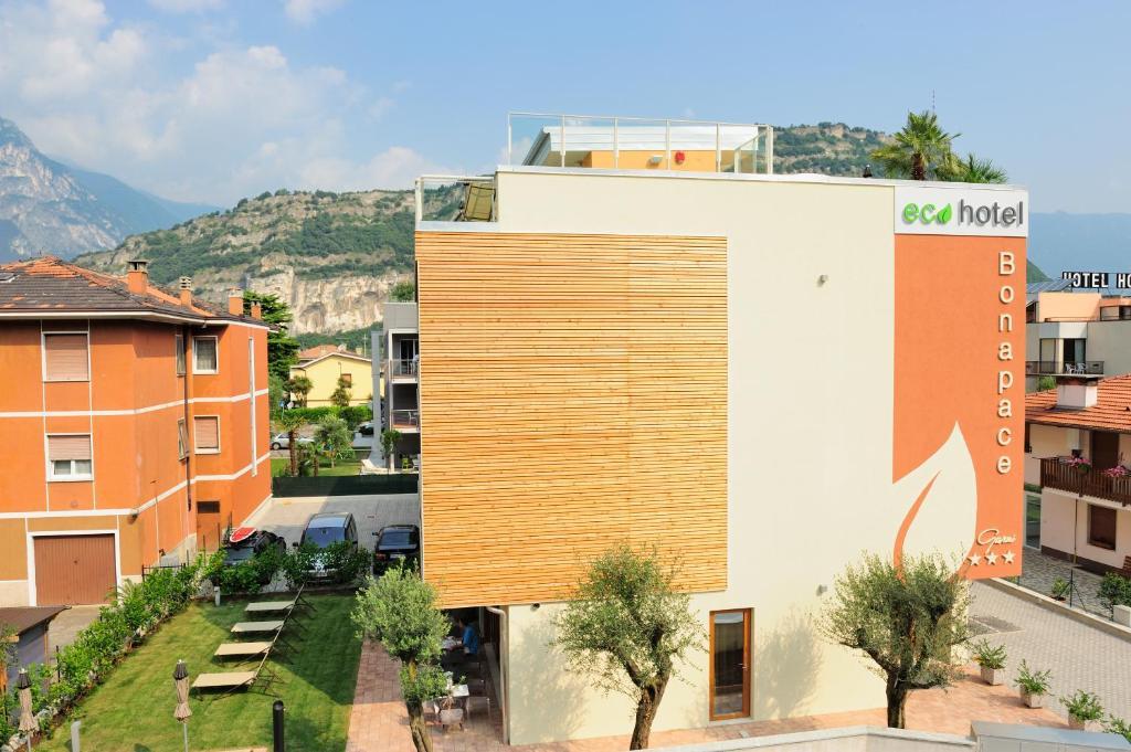 Eco Hotel Bonapace Torbole Sul Garda Luaran gambar