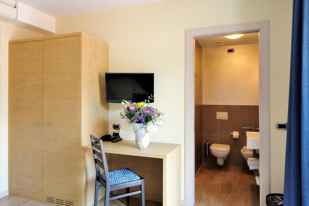 Eco Hotel Bonapace Torbole Sul Garda Bilik gambar