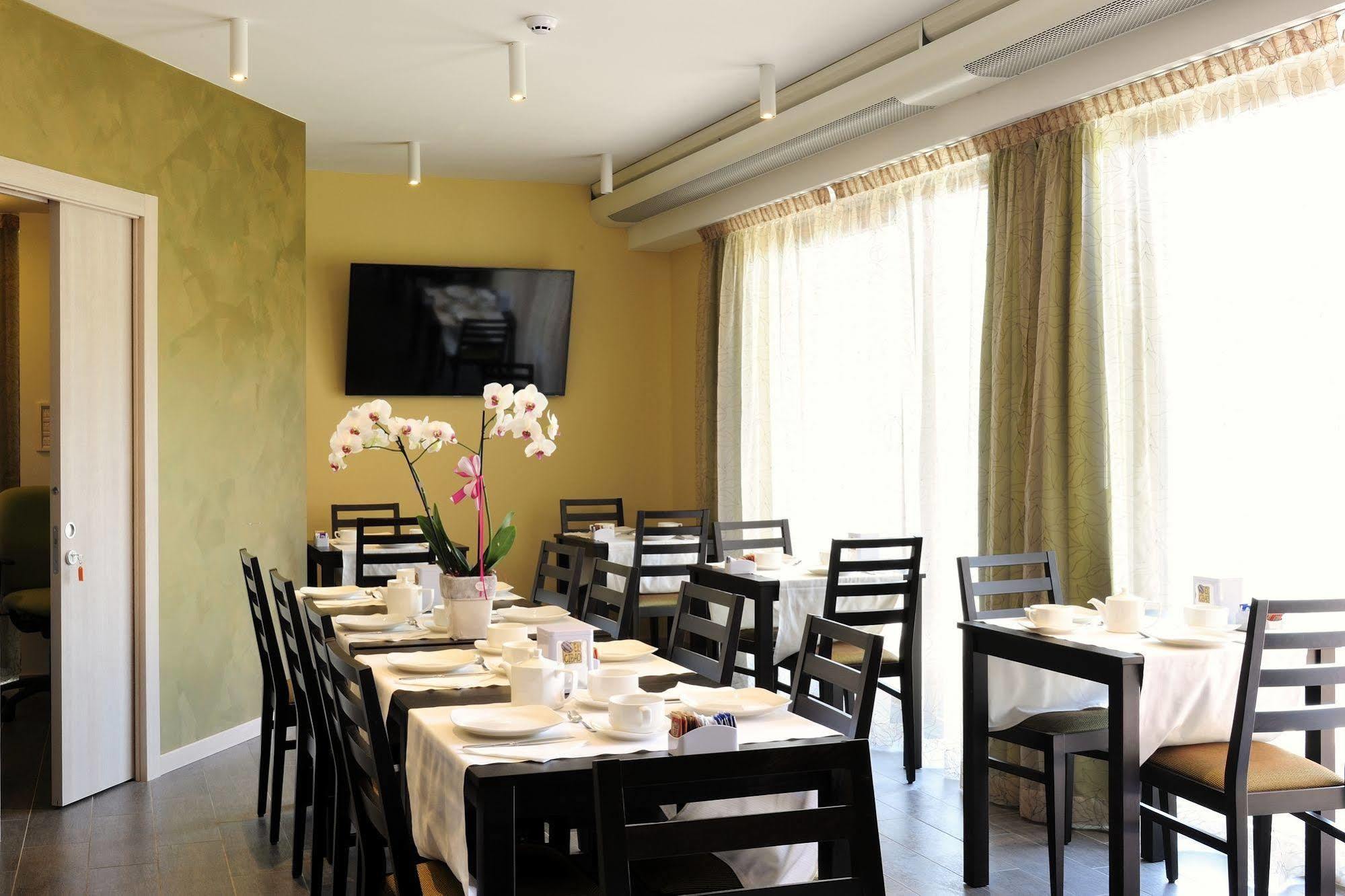Eco Hotel Bonapace Torbole Sul Garda Luaran gambar